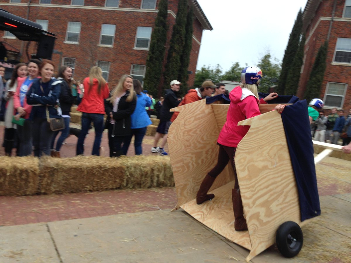 ClemsonADPi's tweet photo. Chloë Beesburg riding the Chariot on Tuesday. We love Greek Week! @ClemsonGPB #GPBPeterPan http://t.co/xPnVKQ8ud9