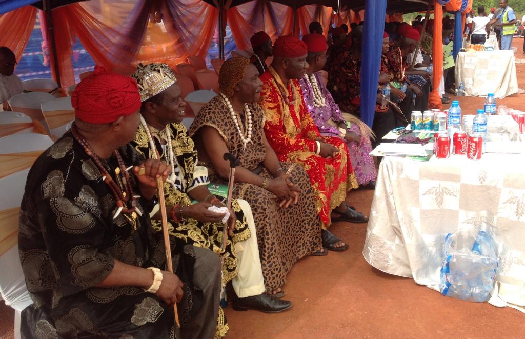 flag off of Rehabilitation of Enugu – P/Harcourt Expressway Section III: Enugu – Lokpanta; in Enugu.www.facebook.com/FMWorksNG.