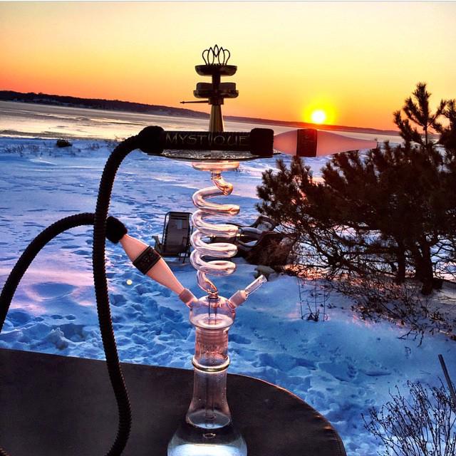That sunset or that Spyro Hookah?!? Beautiful photo by @modeiry Go Give Him A 👣🏃 #Saylis #h… buff.ly/1zO0bfX