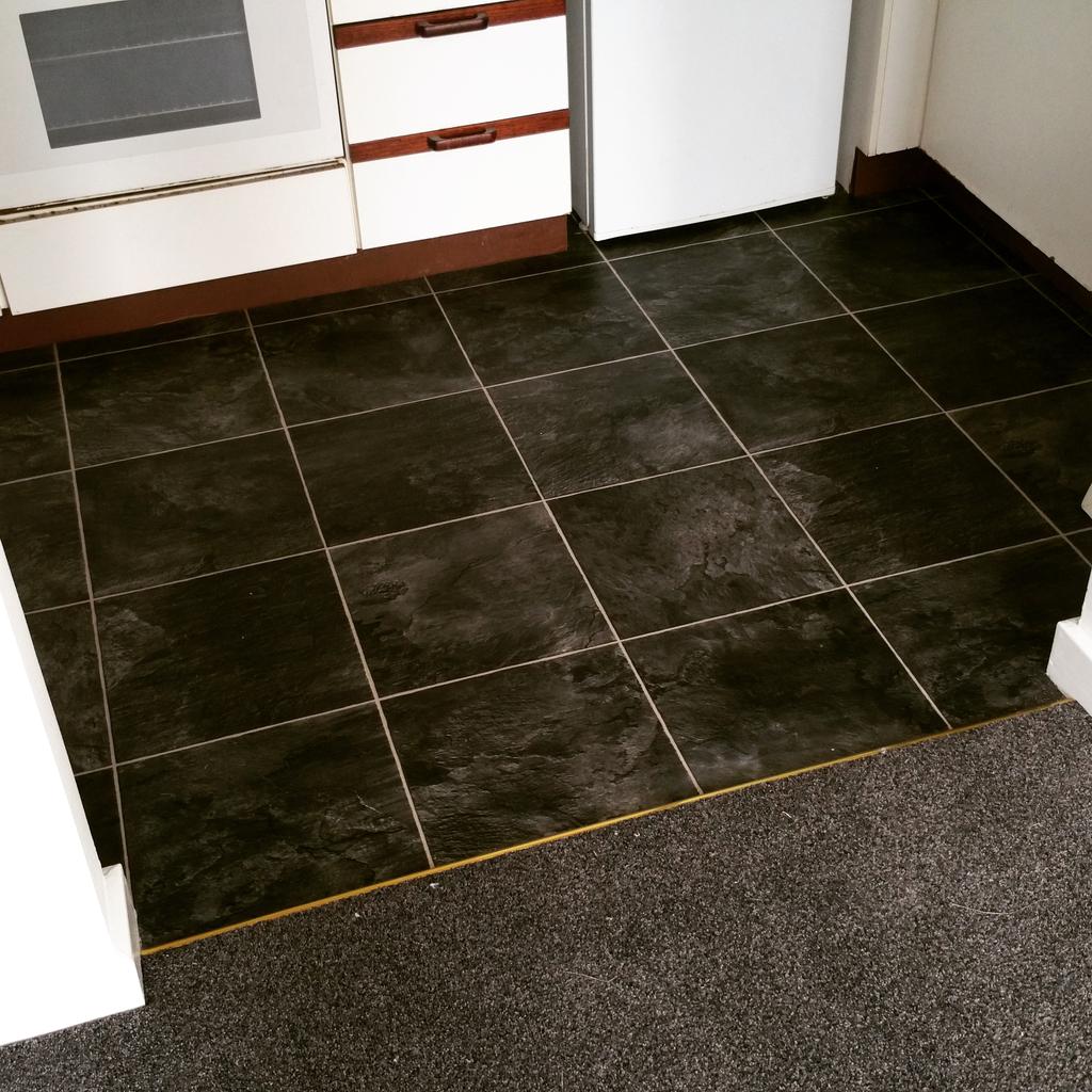 cescarpets's tweet photo. #carpet &amp; underlay @ £13.50 a sqm
#vinyl 
Get in touch today for a free quotation 
Cescarpetsandflooring@gmail.com http://t.co/tE5IjHBTTu