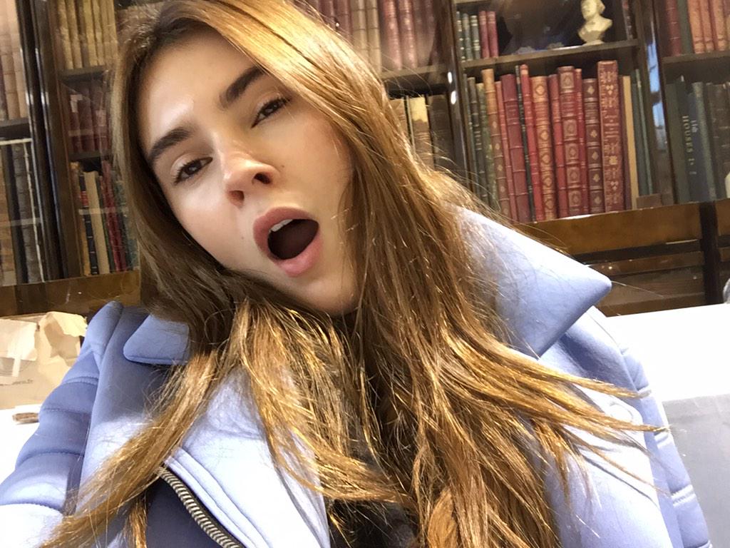 SteffiGiesinger's tweet photo. Tired of being tired! http://t.co/BCHDj7Dy9j