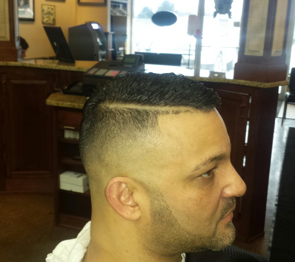 BARBERFADE tweet picture