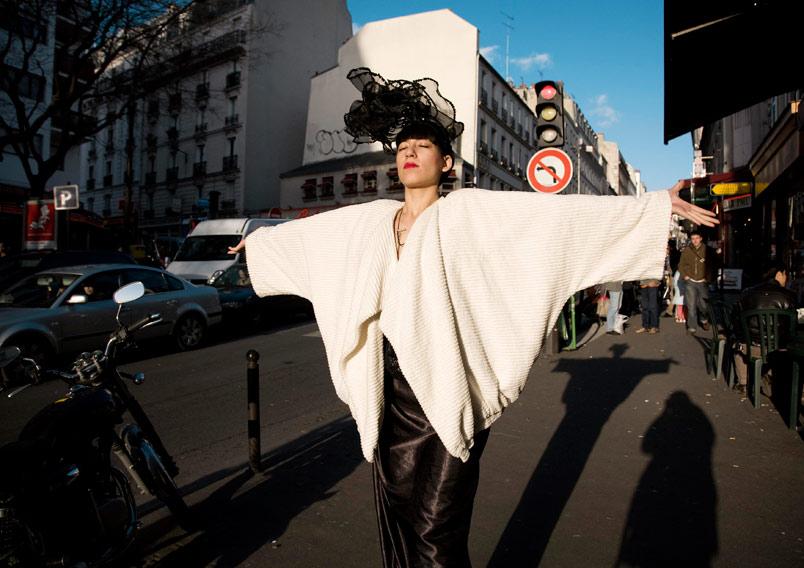 arttattler's tweet photo. January, 2010: Mylou Oord's Grasp of Zeitgeist in a Paean to a Style Icon -- http://t.co/MbUJmHKNGA #artprimer http://t.co/Eh3ZqmGVMe