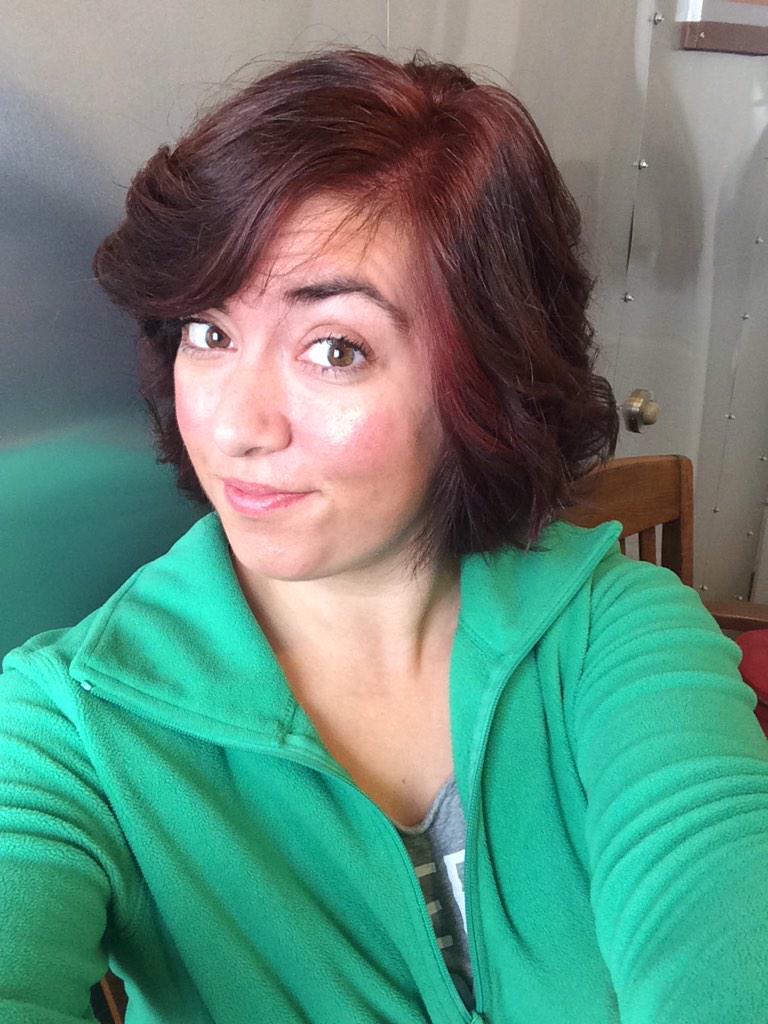 HanFig's tweet photo. #dyeredforEd @KyleAndRachel #redhairdontcare #iloveredhair http://t.co/uaDLWZGKrG