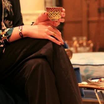 يمكن لشخص أن يجعلك تنسى الأخرين جميعهم ، وفي الوقت ذاته لايمكن للأخرين أن يجعلوك تنسى هذا الشخص