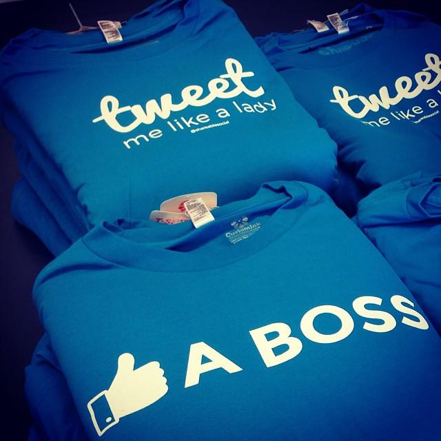 ift.tt/1FfbHGd #chrisrickstrew Nothing like brand new company T-shirts! #AttitudeOfGratitude #Day1 #start…