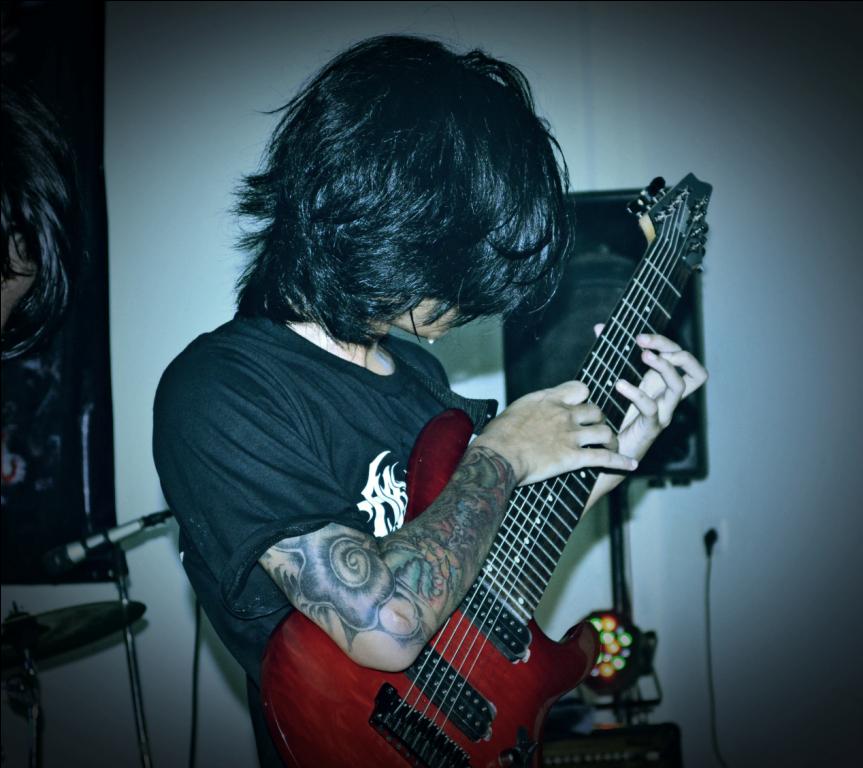 EARLENMEYER tweet media