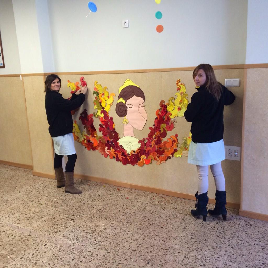 C_E_Marni's tweet photo. #fallasmarni2015 Preparando la "nit del foc"...5 años mañana el resultado final http://t.co/QKRr4ZRD9C