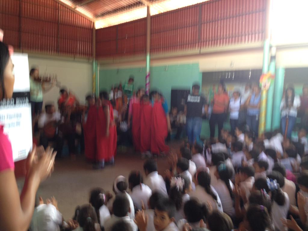 OrquestaWaraoMo's tweet photo. Concierto final EBB Chaima Uracoa 25/02/15 @SistMon #ElSistemaCumple40 http://t.co/VWCu7qrUKu