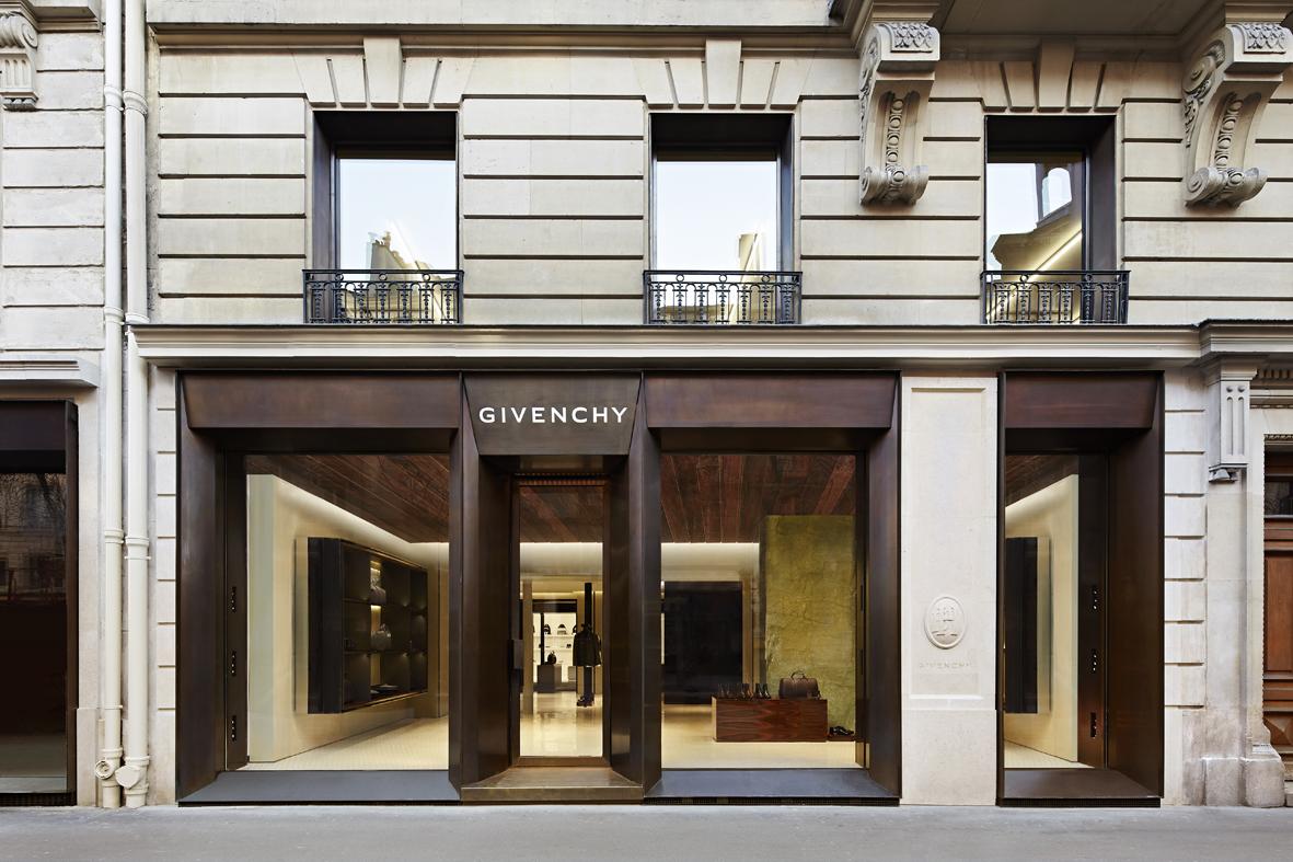Givenchy on X: NEW #GIVENCHY STORE IN LE MARAIS PARIS, FRANCE