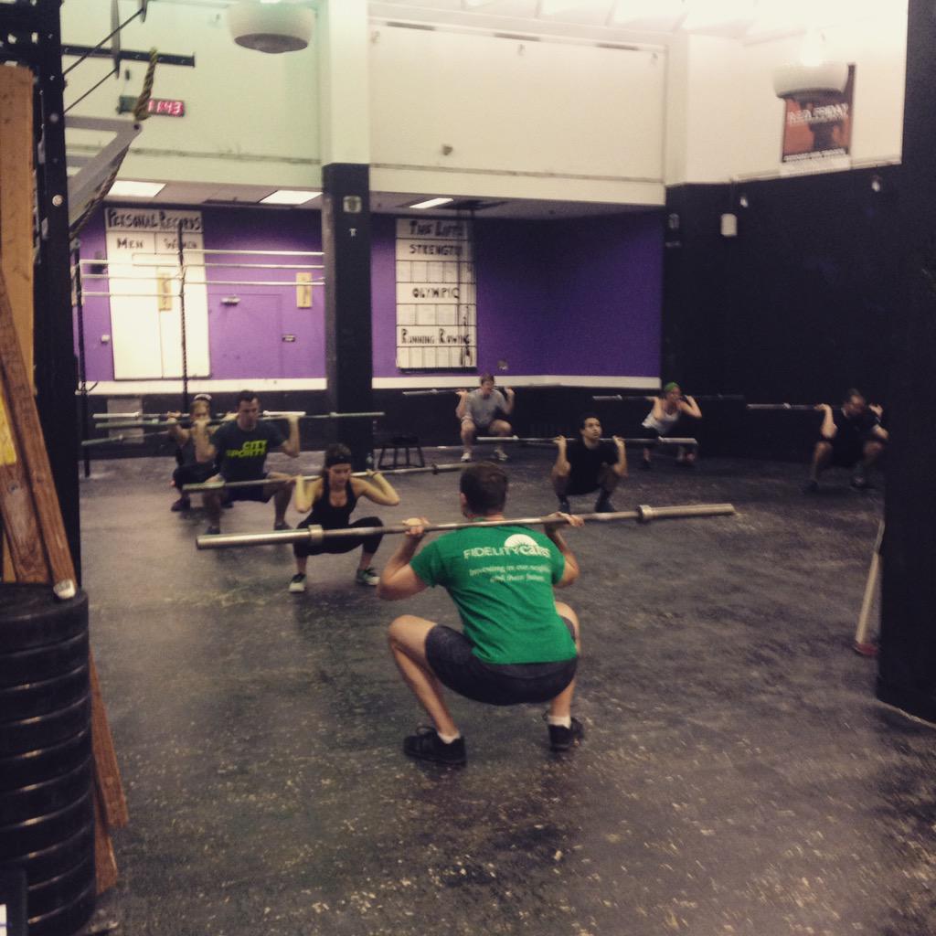 CrossFitTheTaj's tweet photo. Warming up those back squats! #crossfitthetaj #crossfit #squats #backsquat #getafterit! http://t.co/E7fBXQ59oc