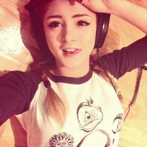 Krystal (@krystalbxtch_) on Twitter photo 