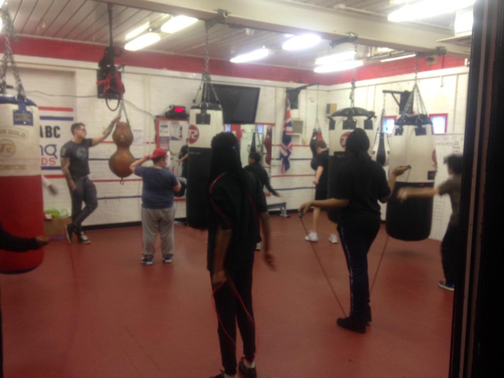 MPSLewisham's tweet photo. @DoubleJabABC great to see the young members of the club! Well motivated youngsters! Also gr8 to see #PCGary helping! http://t.co/HqblSsCCk2