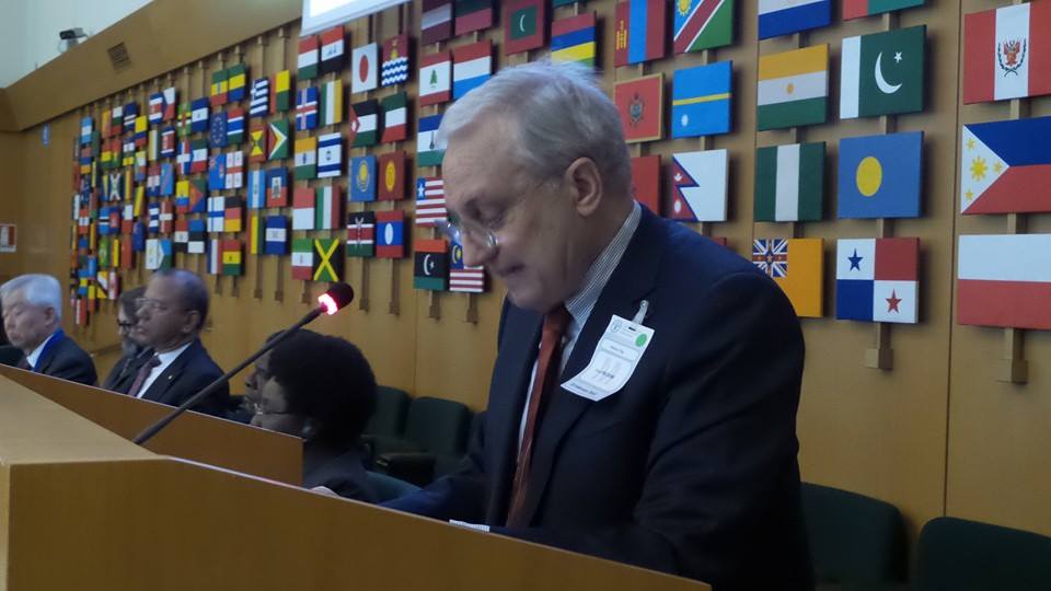 RotaryItalia's tweet photo. Foto #RotaryDay a #Roma #Italia @rotary2080 con Ravi Presidente eletto #Rotary e RRFC S.Piccioni @FAOnews #FAO #RI110 http://t.co/YZw0j9BE52