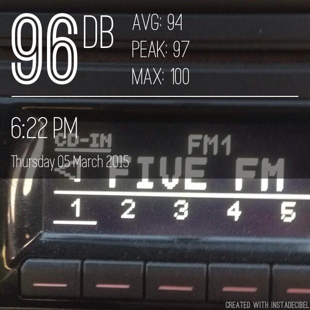 paulvdb1's tweet photo. @DJRogerGoode @5FM - I like it ! I like it alooot !!! http://t.co/WODEoLfLNR