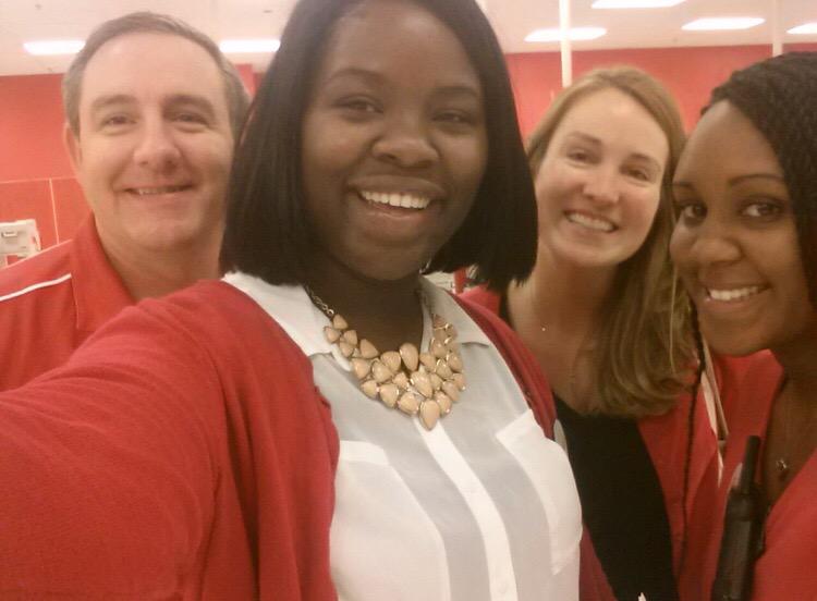 AliciaBenjamin_'s tweet photo. Throwback Thursday! Operational Review Selfie! #G496SuperInterns #BestTeaminRetail http://t.co/bB0R4s2Sql