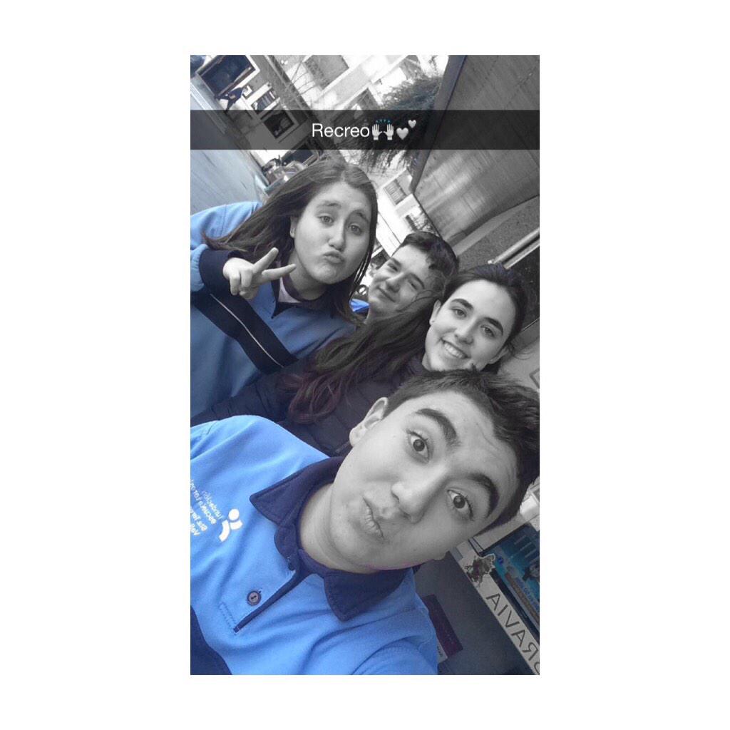 periquitoadrian's tweet photo. El Clan Pantoja 💁😂😂😂 #NosAmais http://t.co/SuIxdwnJuq