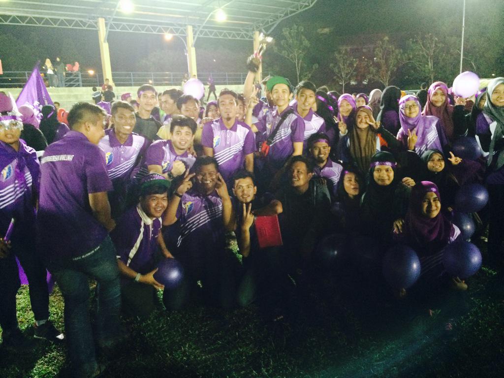 informa1415's tweet photo. Hidup IM #IMvengers #ThePurpleGiants http://t.co/8weUJZKSVU