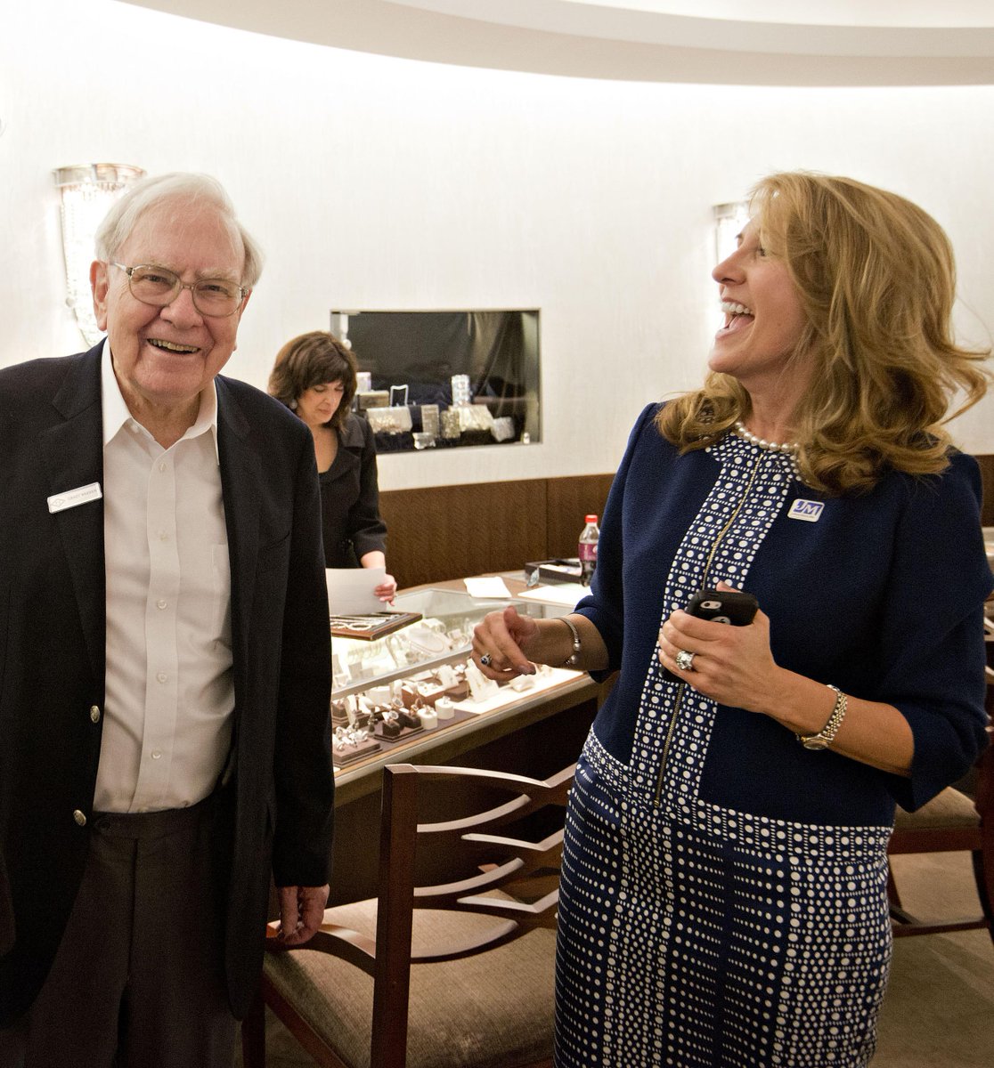 Mary Rhinehart, a Berkshire CEO, is successfully running a $2.5B company in a male-dominated field #LeanInTogether