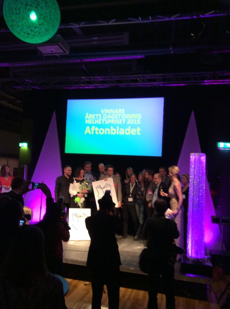 megasinet2015's tweet photo. Vinnaren i kategorin Årets dagstidning - helhetspriset är
AFTONBLADET
Stort grattis!
#MEG15 #megawards http://t.co/h3QV8kdkMJ