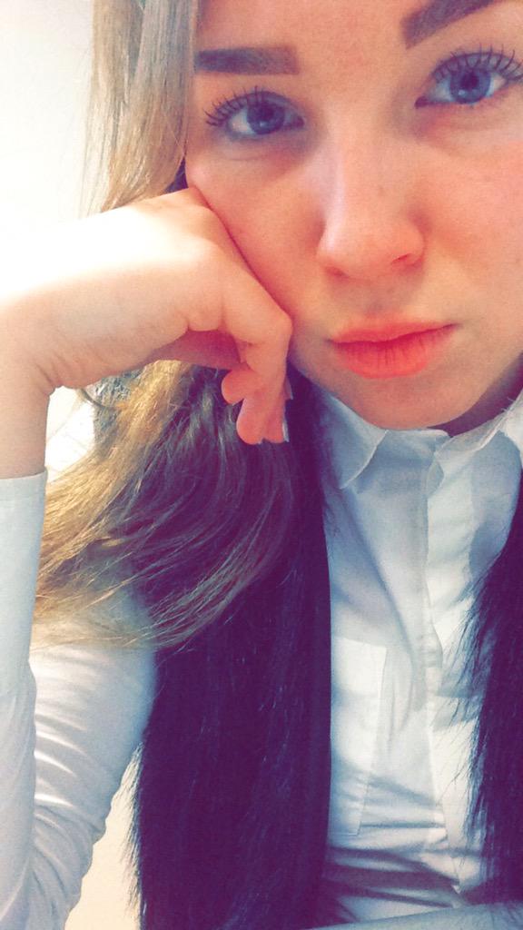 dnsdekker's tweet photo. Me wanna go home 😭😷😔👎 http://t.co/8mhrY3teFD