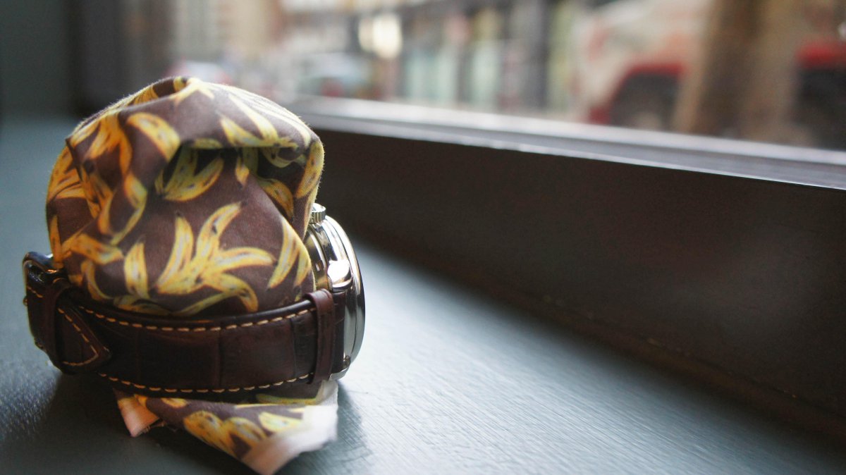 UrbanNobility's tweet image. Get the "Tropical" style for a casual Friday! meetsirtony.com
#pocketsquare #London