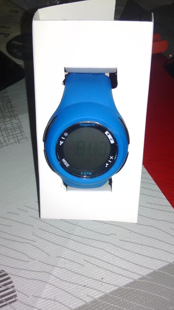 Ley140208's tweet photo. Tengo reloj nuevooo@RaquiGlez @aamador489 @alvaro1591ha @rociohuetor @alberRL @lobo_soul @ http://t.co/lzkKnsjh9k