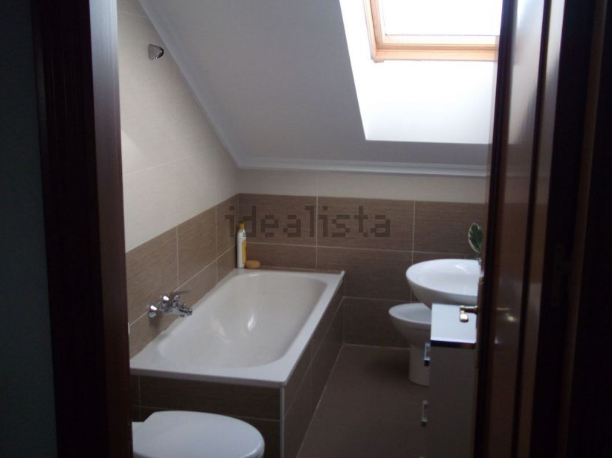 InmoVargas's tweet photo. DUPLEX EN BOO DE PIELAGOS, DE107 M2 UTILES, 3 HABITACIONES, 2 BAÑOS, GARAJE, TERRAZA, 475 EUROS. http://t.co/wdE58tOi6h
