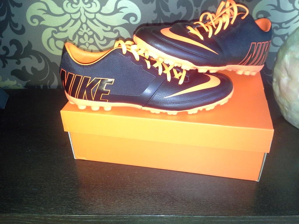 pachimilan's tweet photo. Mis nuevas armas.... http://t.co/XkQ7oMfRDG