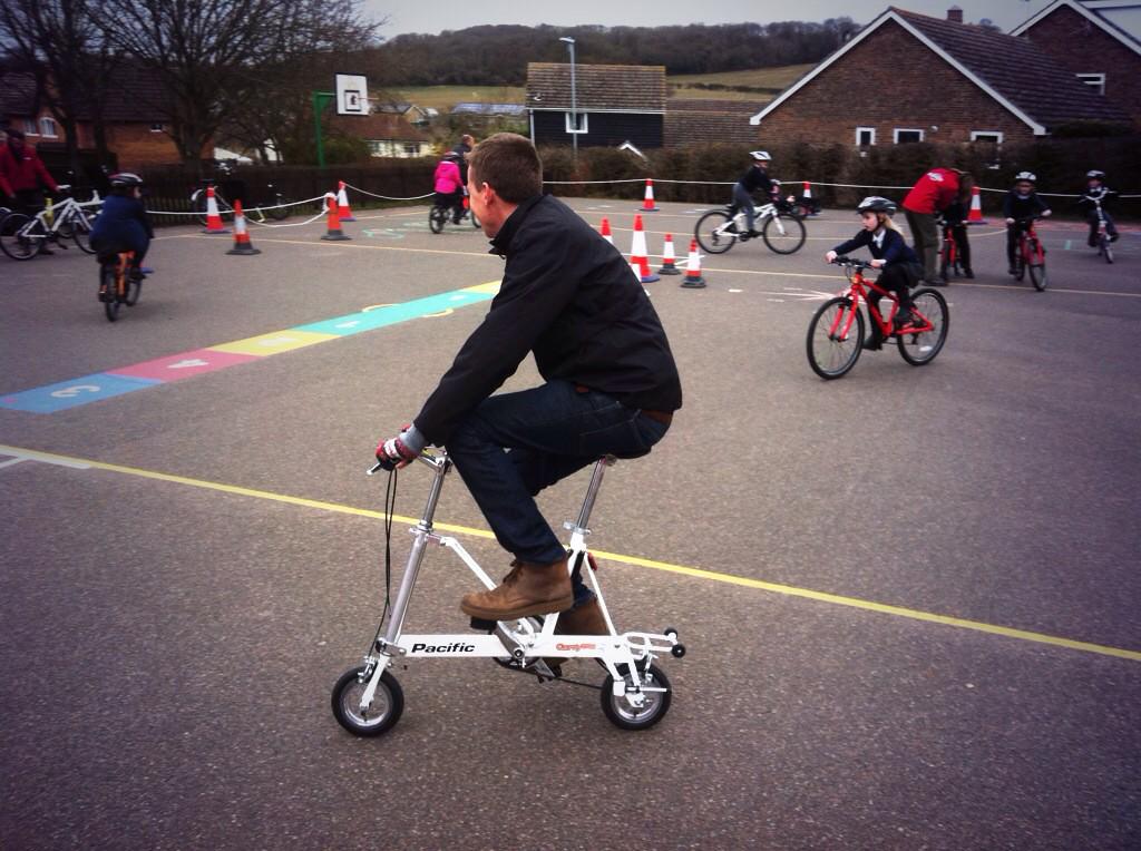 Outspokencycle's tweet photo. The bike that is correct for you is the bike that is the most fun!:) #sizeisnteverything #tryoutevent http://t.co/k4YC8e5NxG