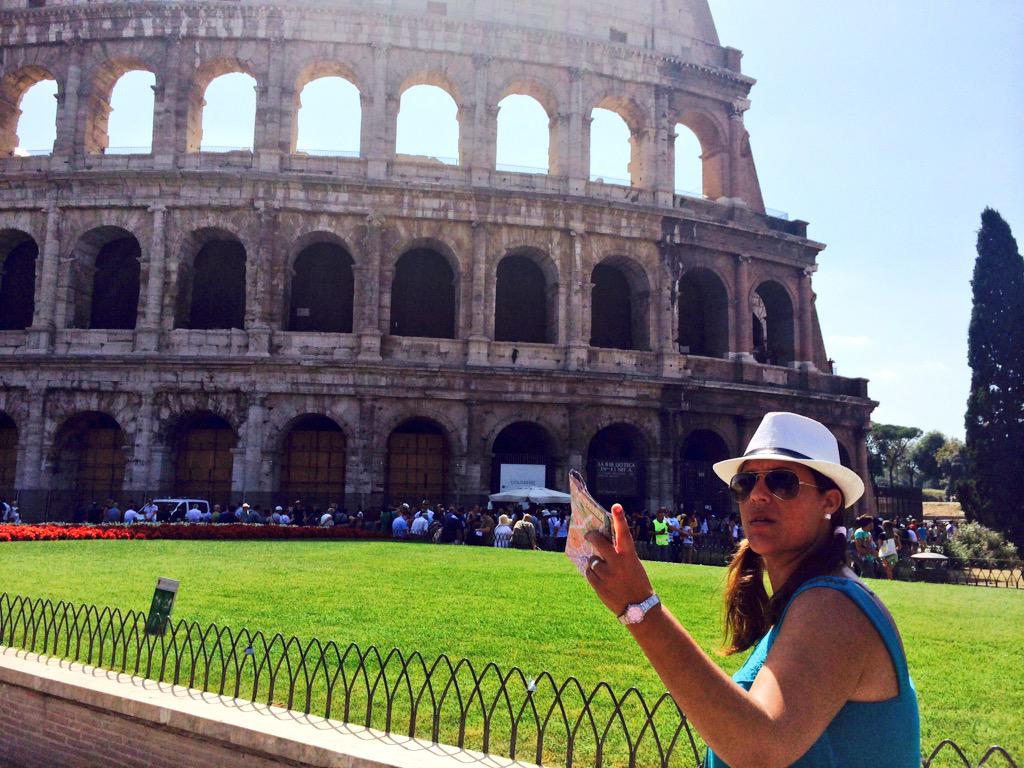 alexjaramago's tweet photo. Como se lo paso mi vida en #roma wapaaaaaaaa! http://t.co/V9UcSe6I1f