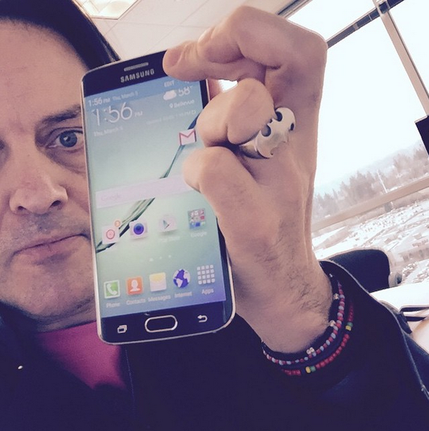 Embedded image permalink