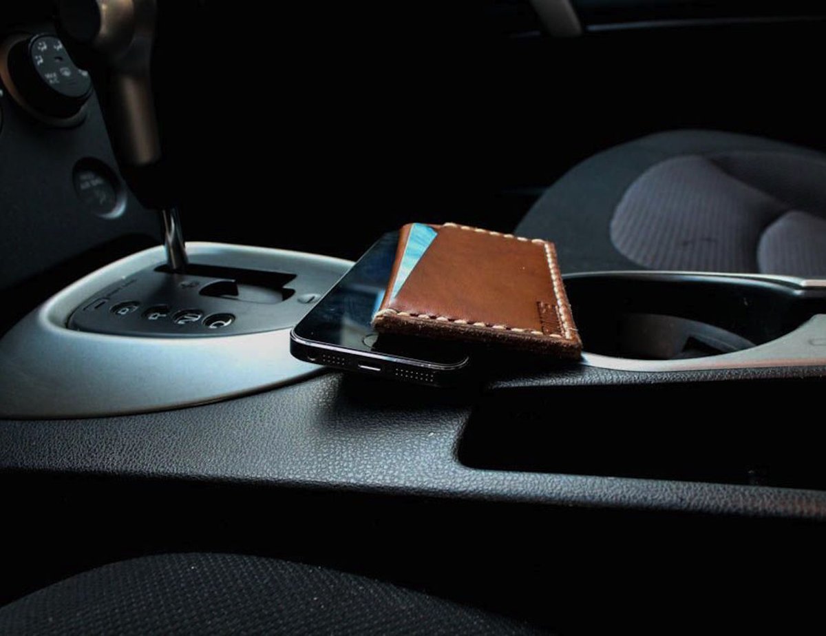 GadgetFlow's tweet image. Pre-order: Range Minimalist #Wallets bit.ly/1BU6XbJ Designed to be functional and durable! #leathergoods