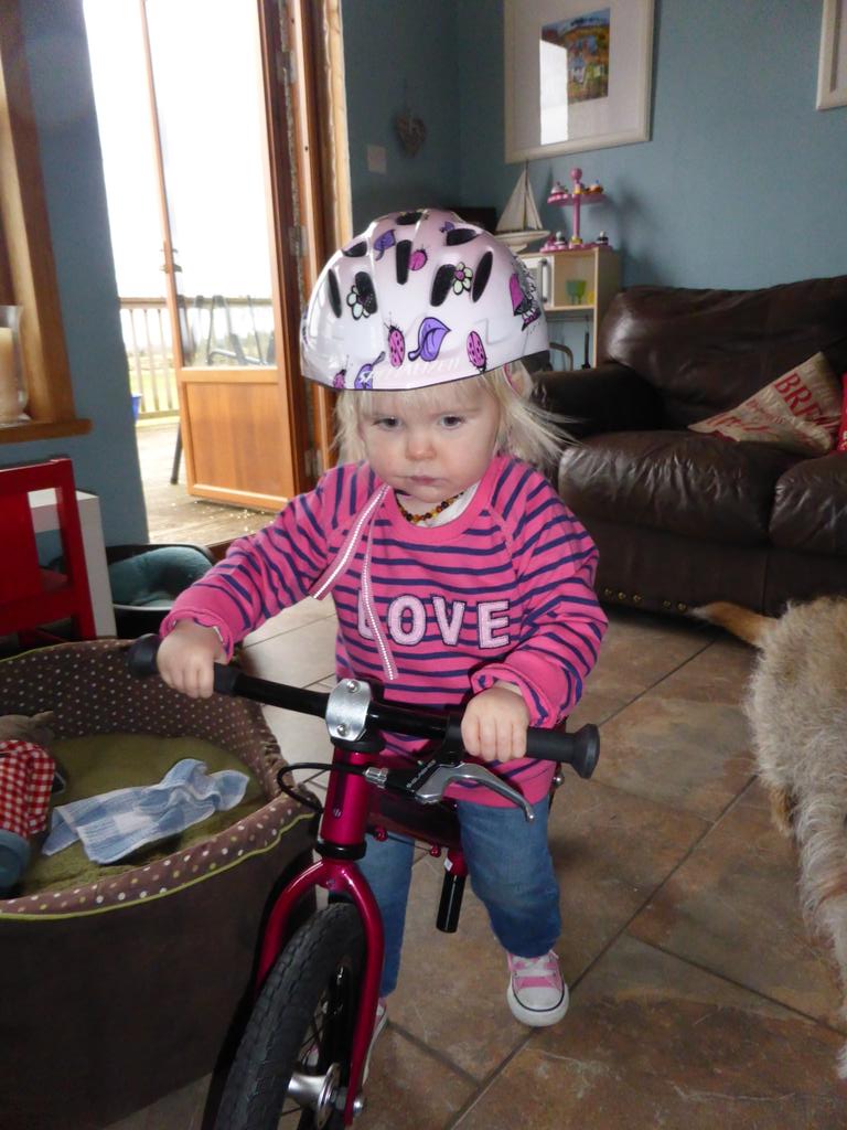 brydonuk1's tweet photo. Loving our new bike @islabikes #rothan http://t.co/gjwcGj0Gqp