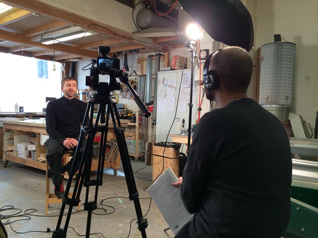 lacq_fluxaf's tweet photo. Day 1 filming craftsmen for our #Lacq promo movie! #Bsign #Rotterdam #Minimalmovie #carpentry http://t.co/DH3mQOIoiA
