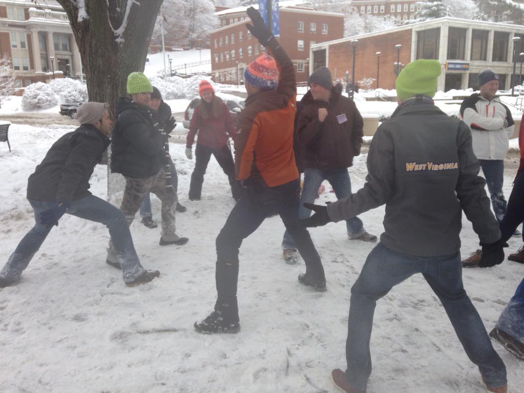 VoyagingDuo's tweet photo. And we ended campaigning with a game of Ninja in the snow. #Vote4You http://t.co/ATk2kTbvYx