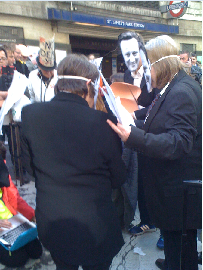 AnitaBellows12's tweet photo. Protest agst Maximus #Maximarse #ScrapWCA @Dis_PPL_Protest @BobEllard1
David Cameron is a W** http://t.co/jV7UOtDzE0 http://t.co/pBiOtQnSMg