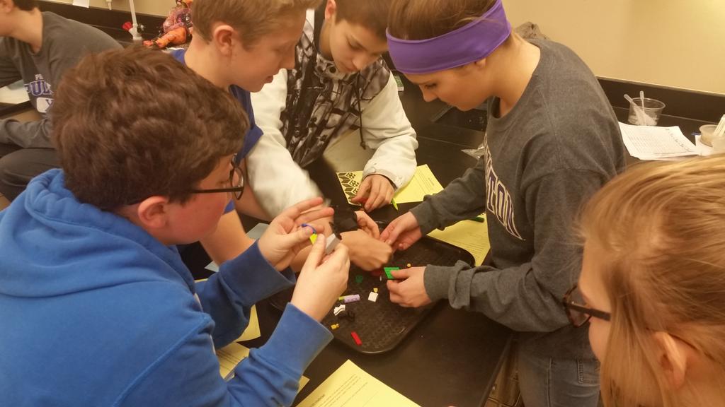 LMSprincipals's tweet image. Teams working together.  Everyone has a role. #awspstem #lmsproud