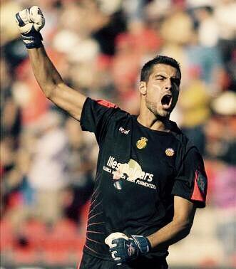 M_A_Moya's tweet photo. Feliz 99 aniversario al @RCD_Mallorca. Orgulloso de formar parte de la historia del club que me ha visto nacer. http://t.co/K9S5P1jkw7