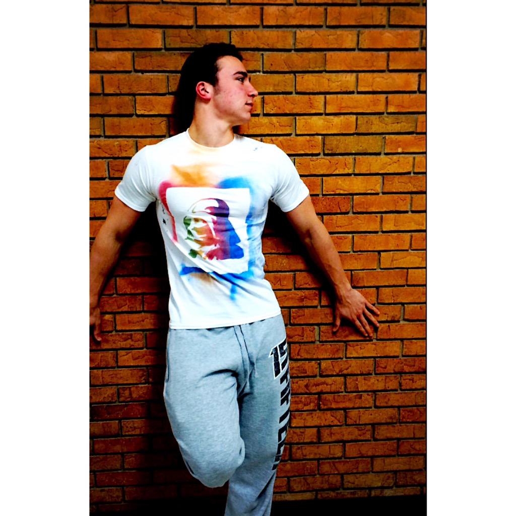 airbandsfinest's tweet photo. A big thanks to @JCassanova5 for being such a dazzling and gorgeous display of our merch 😍😍 http://t.co/ryHizuxKrq