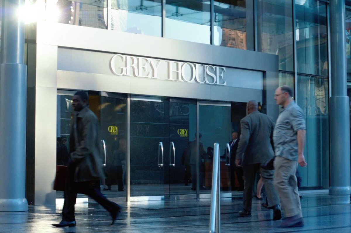 InternsGrey's tweet photo. Explore #FiftyShades on Pinterest! #GreyInterns http://t.co/cS9DBwOkyz http://t.co/dt16wMwYtZ