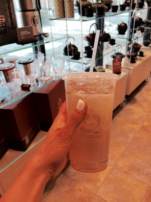 brileycigrang's tweet photo. It's kinda like summer ☀️👌
#bodyandmind #iced #mydetox #mytea #teavanatime http://t.co/2Oi3X5k0qG