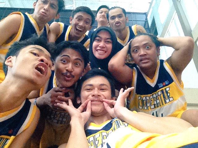 Makin heboh ye ka kris, ka mirza, ka ogi bisa biasa aja ga gayanya :( #PNP2015