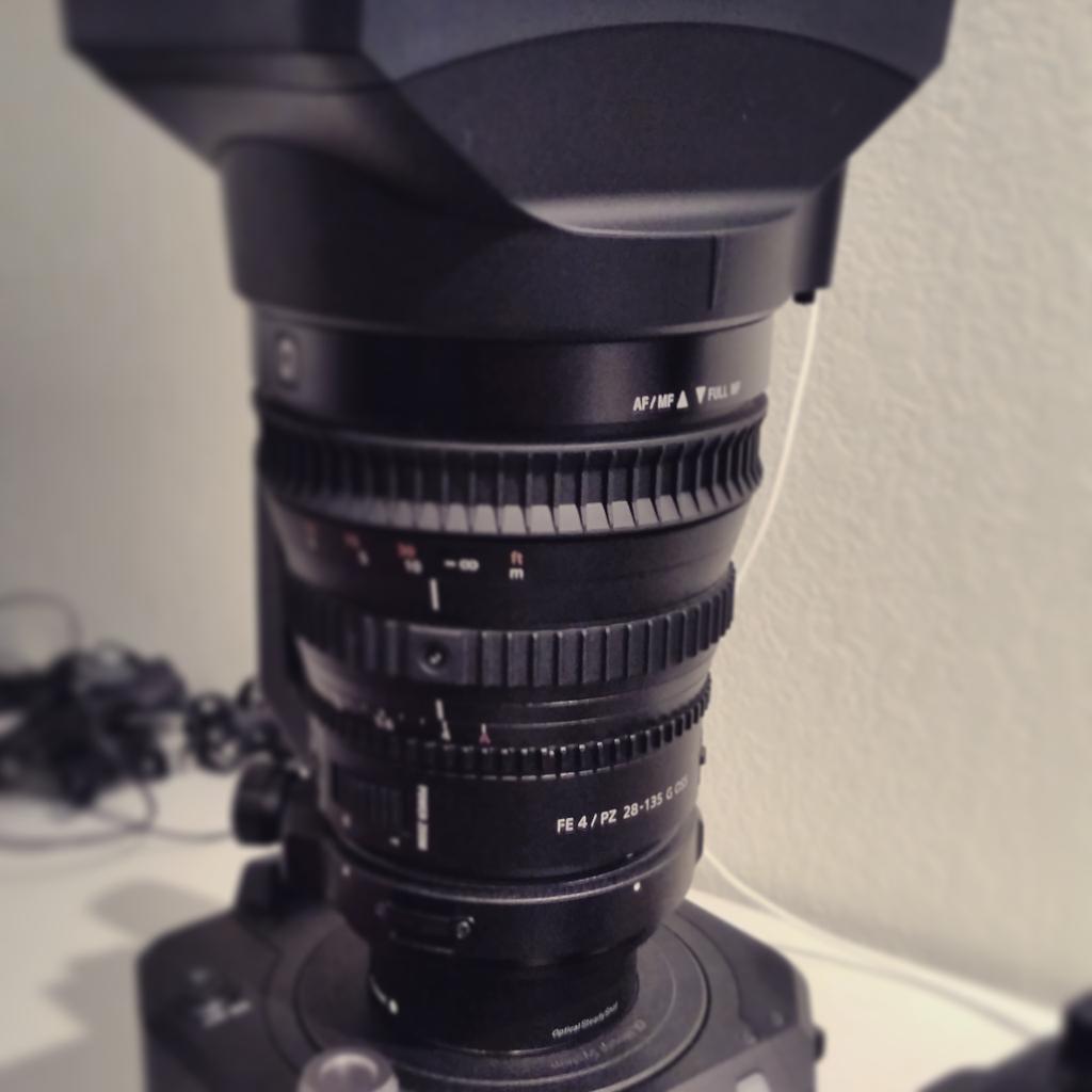 UofA_Creative's tweet image. Our #SonyFS7 is complete. Thanks @b&amp;amp;Hphoto @SonyProUSA 

#4K #HighFrameRate
#BearDown