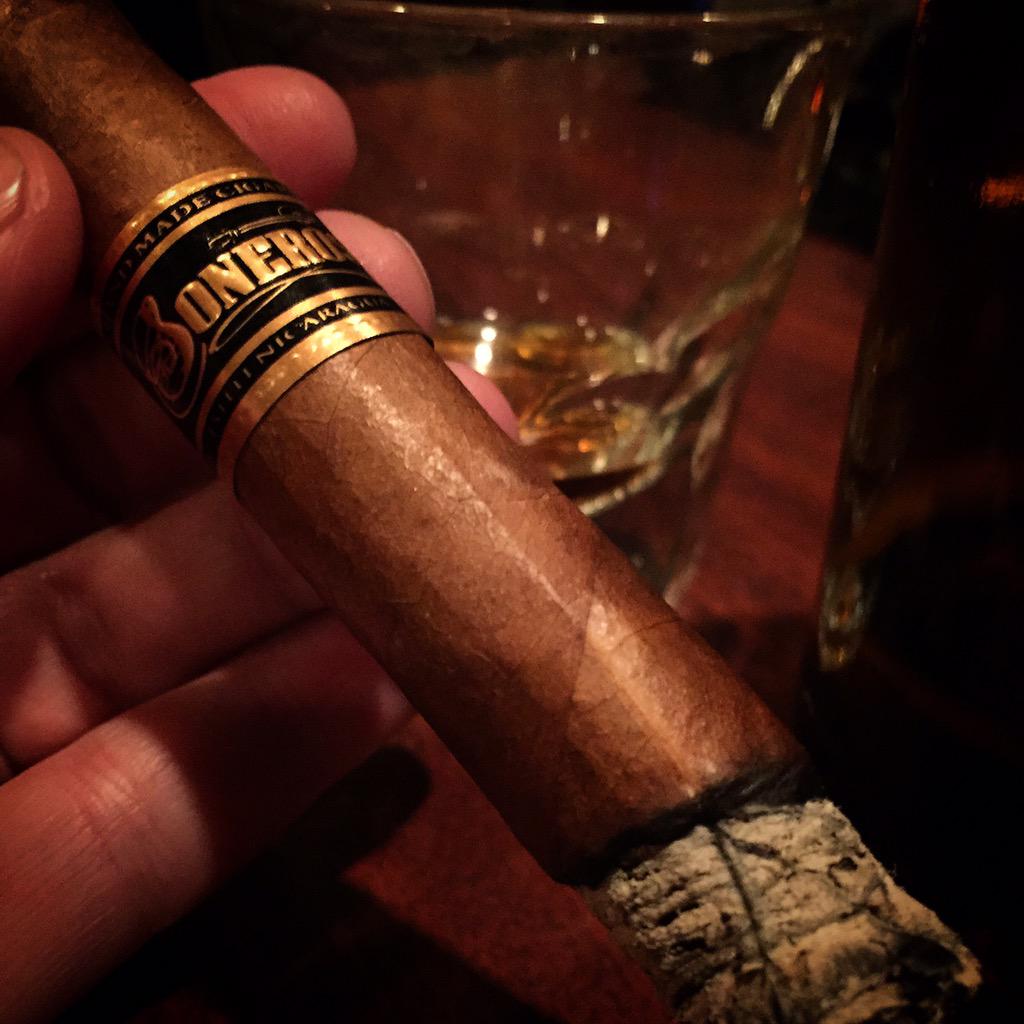 CigarDojo's tweet photo. Soneros by @cubanacancigars with a bourbon is the order of the day. http://t.co/dcLgnMLTpj