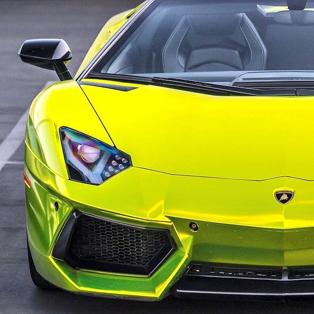 Motor_Geeks's tweet photo. Wallpaper 👌😏 http://t.co/mveIR7BatL