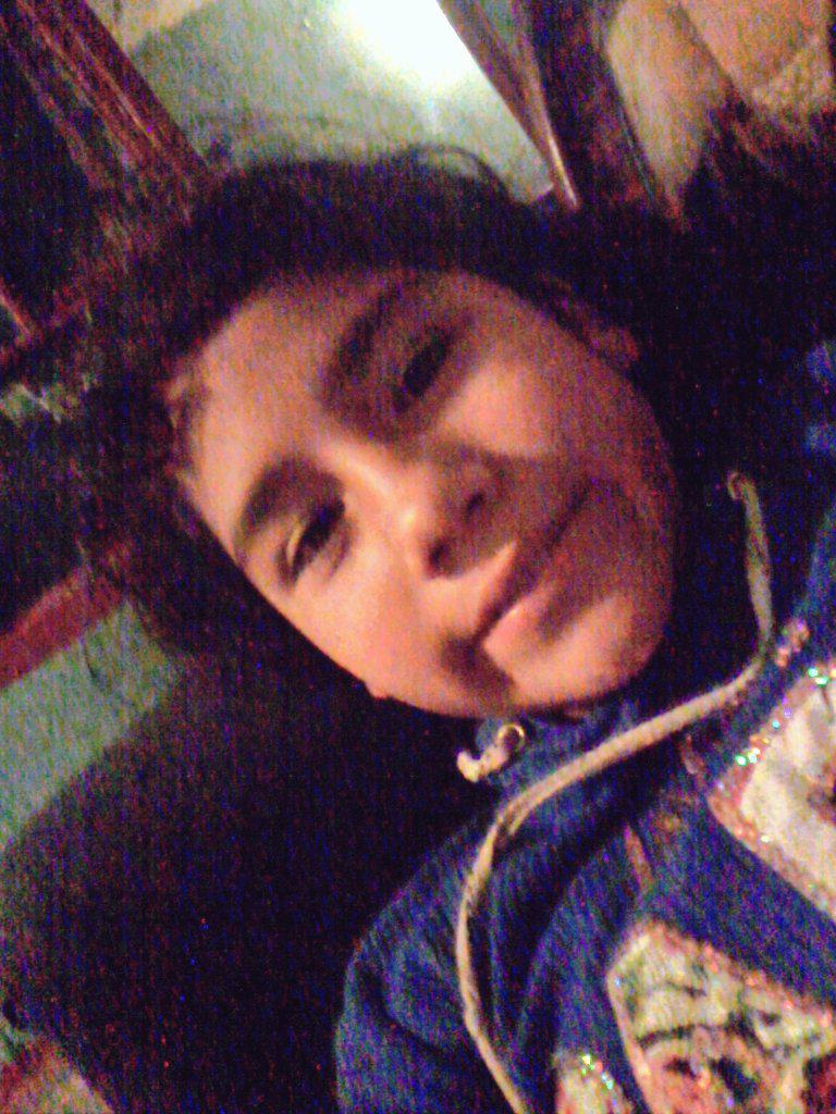 ingrid0045's tweet photo. Biendo #PremiosFama http://t.co/9ifbcD3l4n