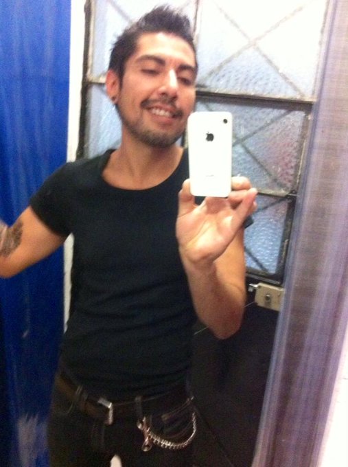 Jorge Loza’s pics and videos