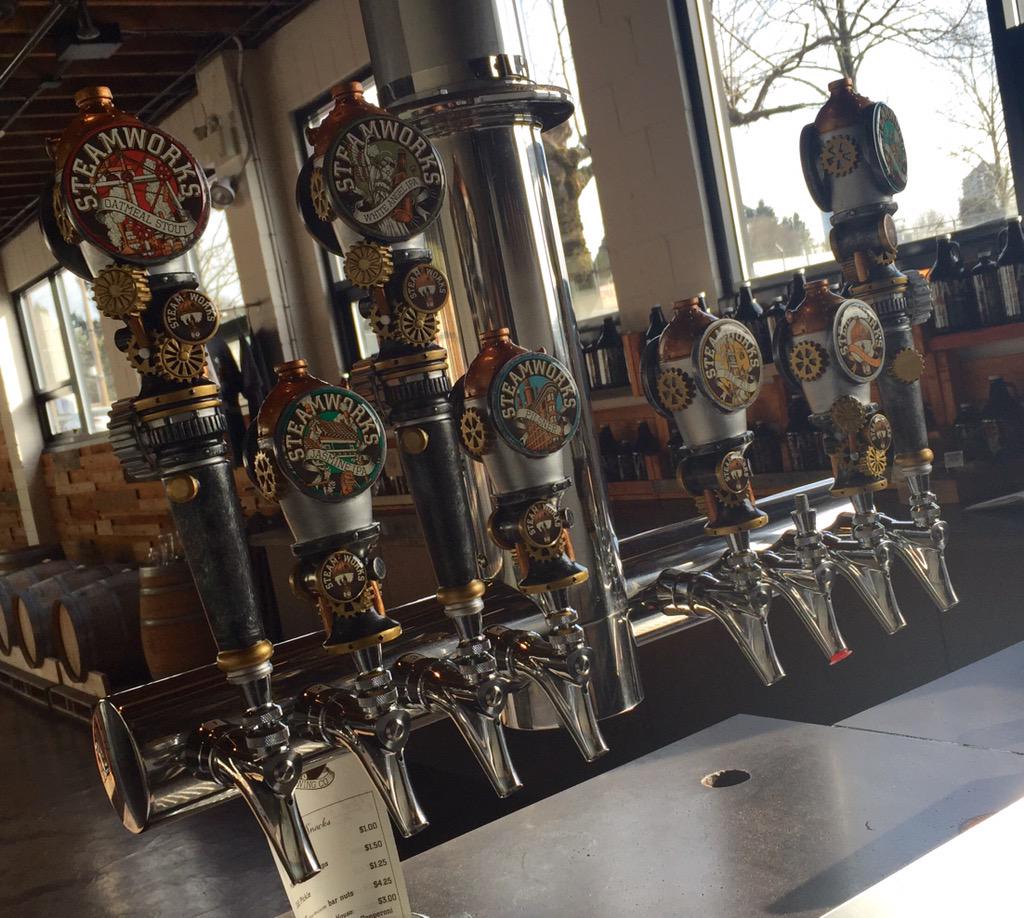 jizzlerz's tweet photo. Another beautiful #Burnaby #Fillday  @steamworksbeer #JIPA #Blitzen Love the periscope style taps#TapRoom #craftbeer http://t.co/F8GZJOKXwD