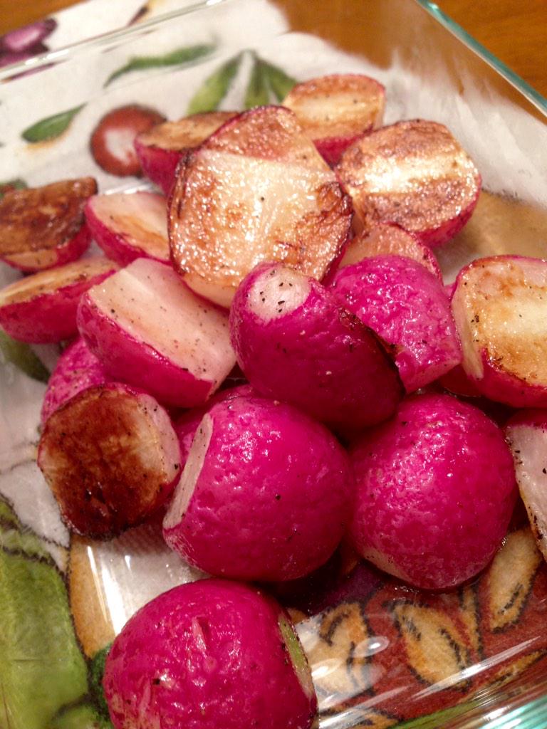 EatMoreRainbow's tweet photo. One of the most easiest recipes to make #RoastedRadishes. Try them! They're easy-only took 10 minutes to roast. #ETR http://t.co/cMSDbk94gf
